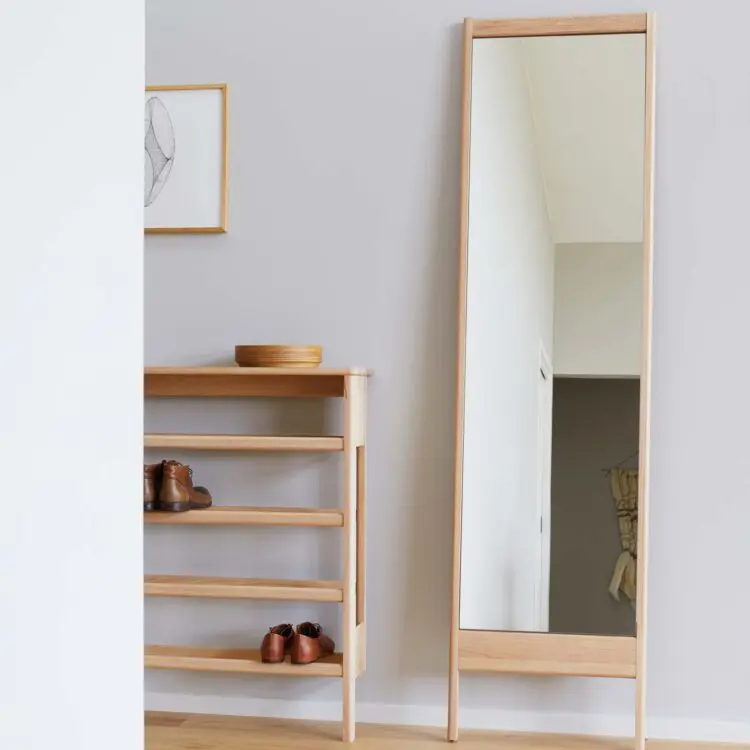 Alternative view of Form&Refine A Line Spiegel