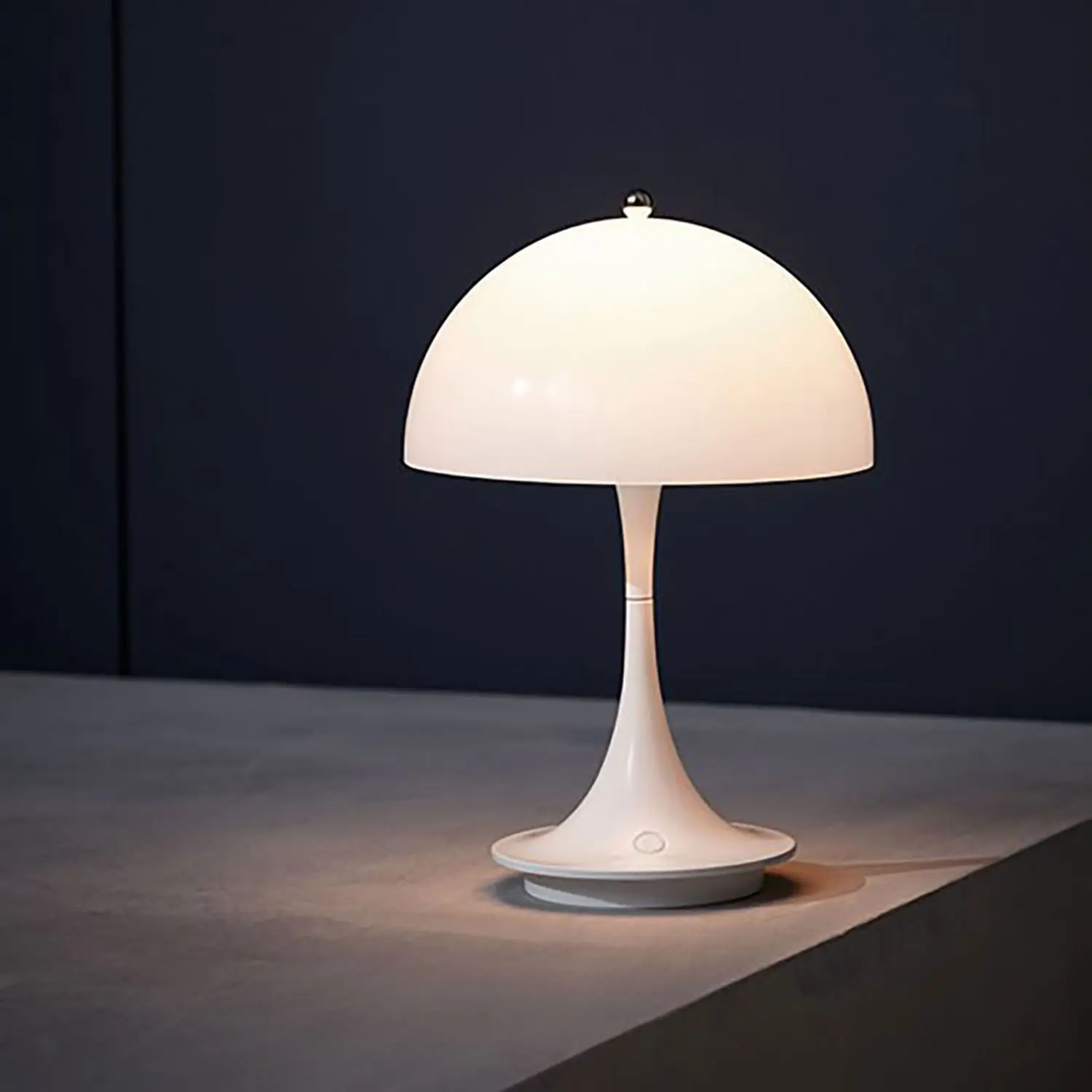 Louis Poulsen Panthella Portable - Weiss – Bild 4